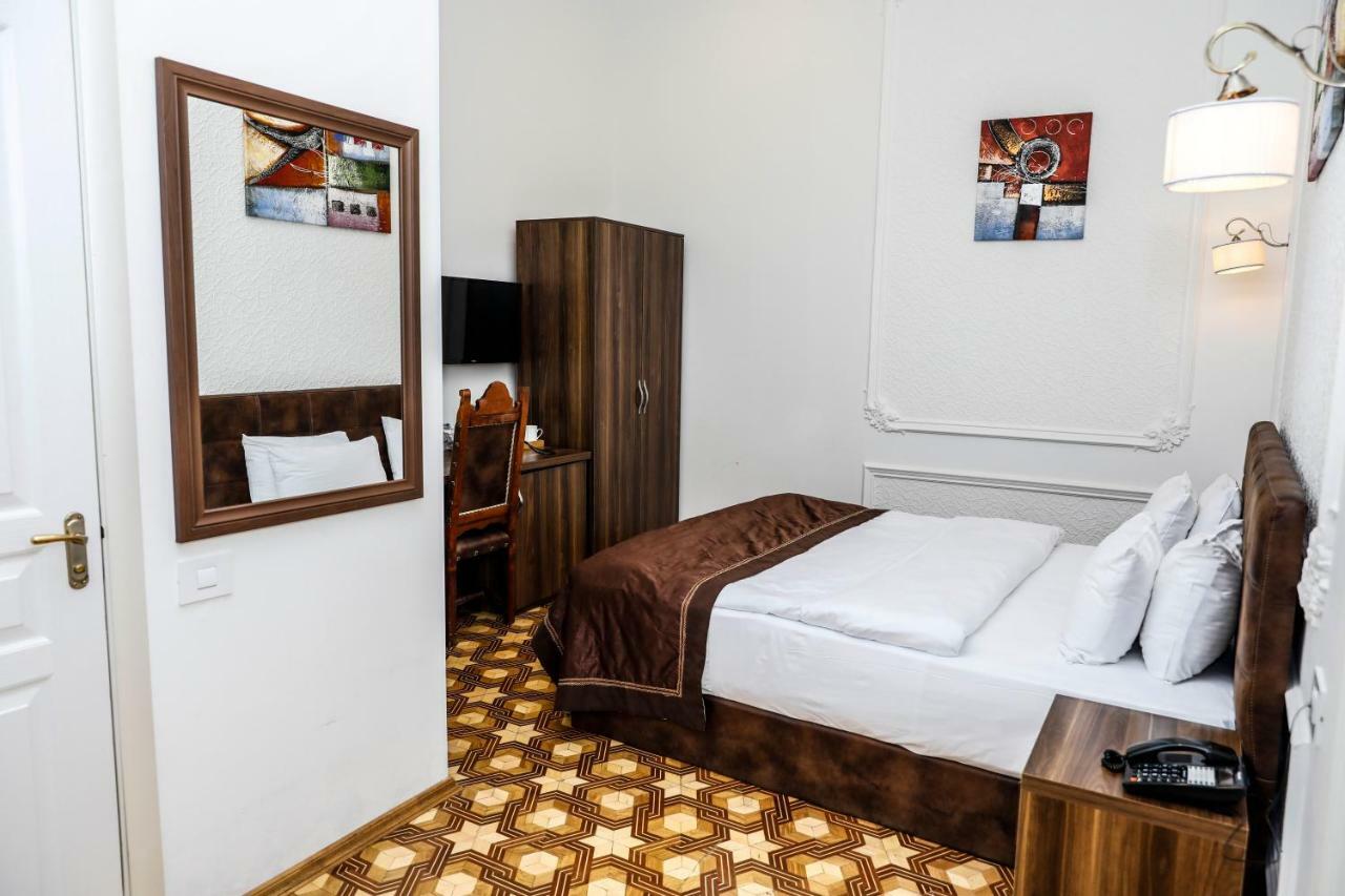 Malakhan Hotel 바쿠 외부 사진