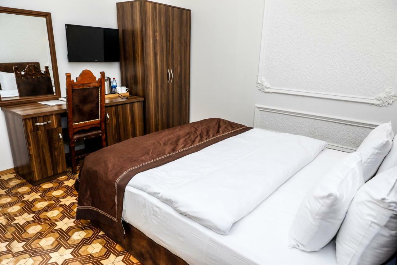 Malakhan Hotel 바쿠 외부 사진